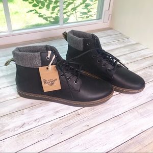 Dr. Marten Maelly Black Vegan Leather Boot Sz10